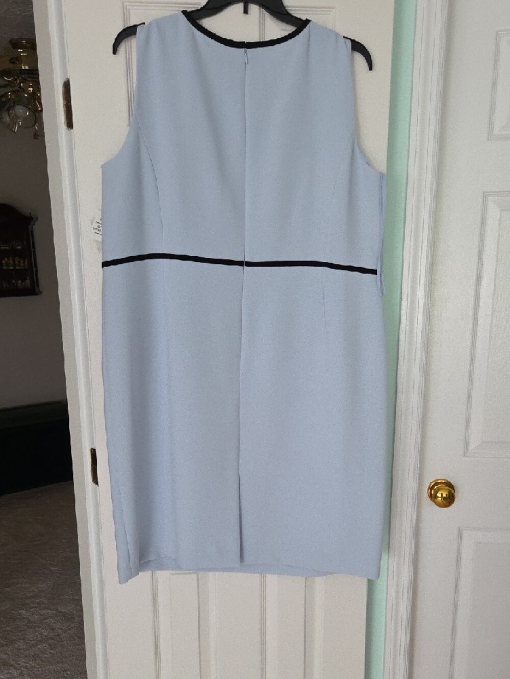 Kasper Light Blue Sleeveless Shift Dress with Black Trim - Picture 4 of 9